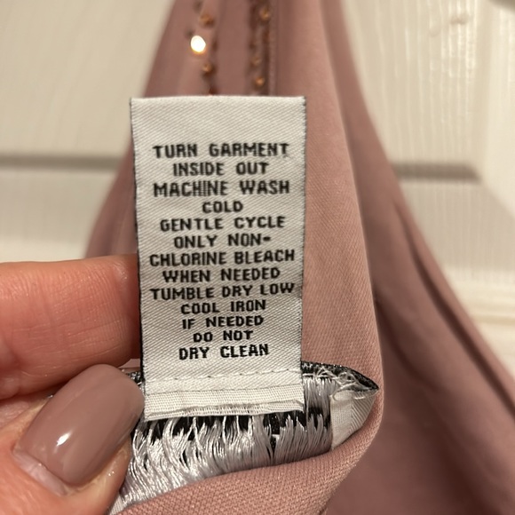 Beautiful dusty rose colored dress with v neck - NWOT - Picture 7 of 9